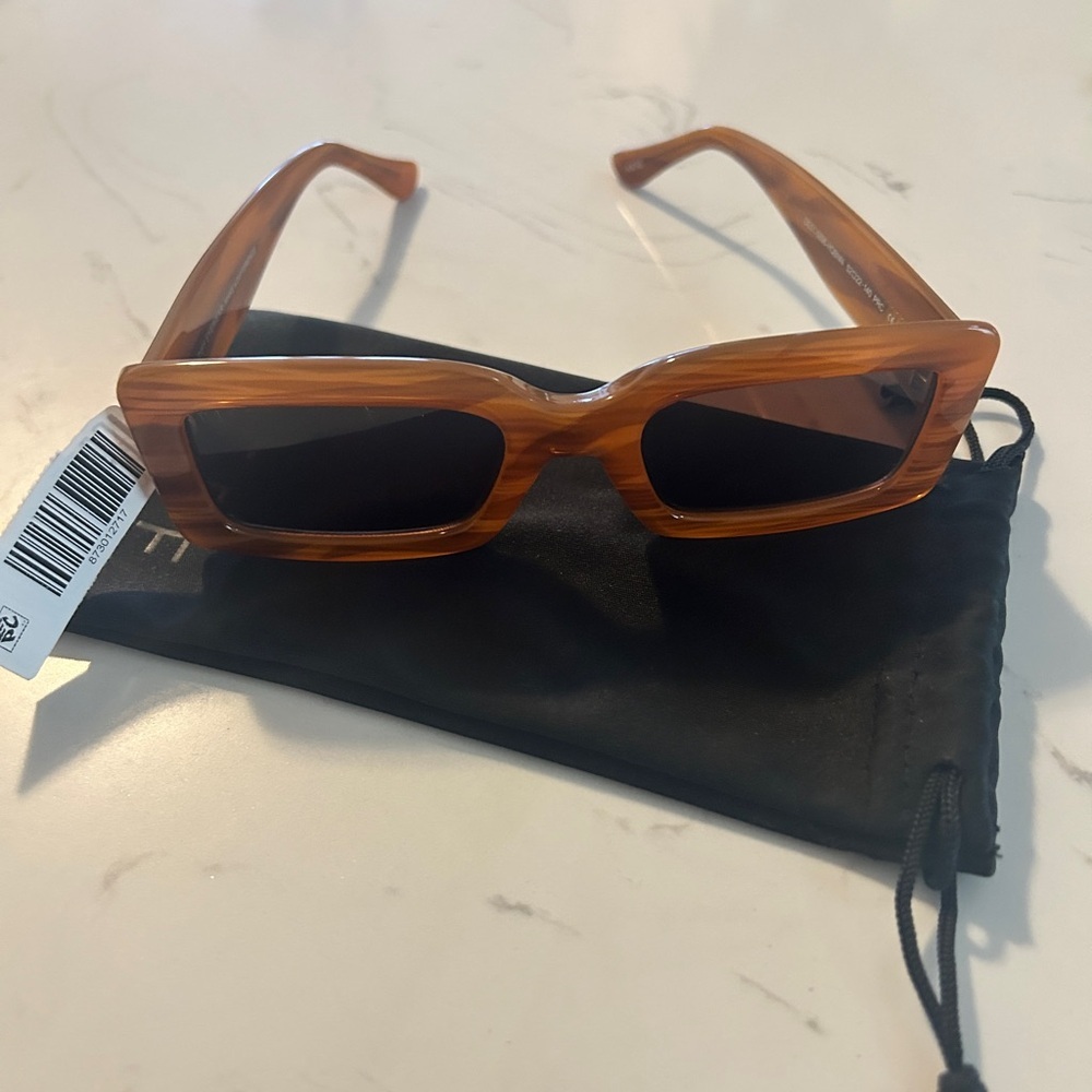 DIFF Katie 52mm Gradient Rectangle Sunglasses – T… - image 8